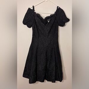 Expo Nite Women’s Vintage Black Off the Shoulder Lace Mini Dress! Size 10.